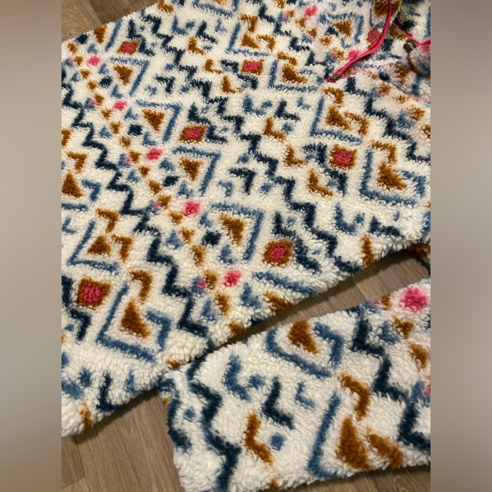 Azteca Pullover - Picture 4 of 4